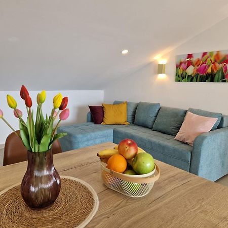 Haus Mit Meerblick Lopar Ngoại thất bức ảnh