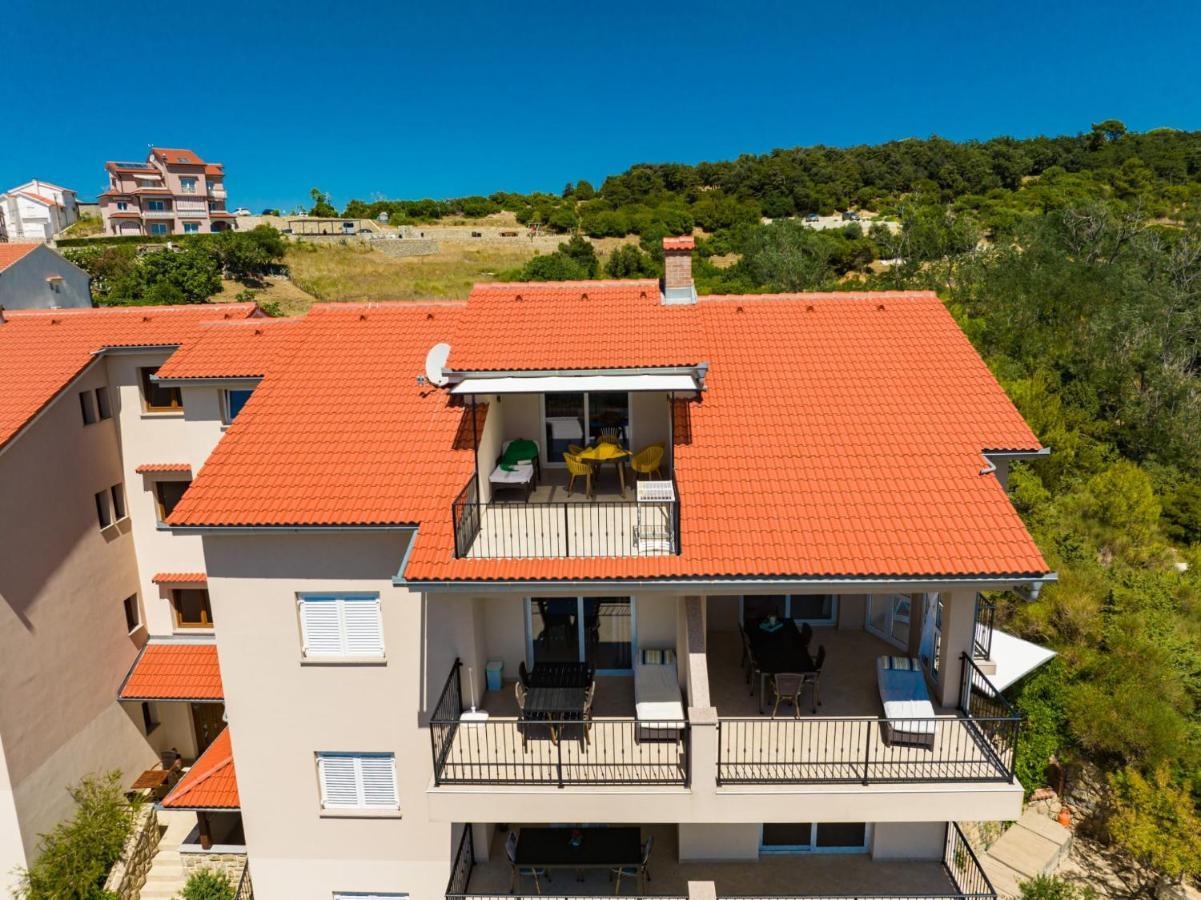 Haus Mit Meerblick Lopar Ngoại thất bức ảnh