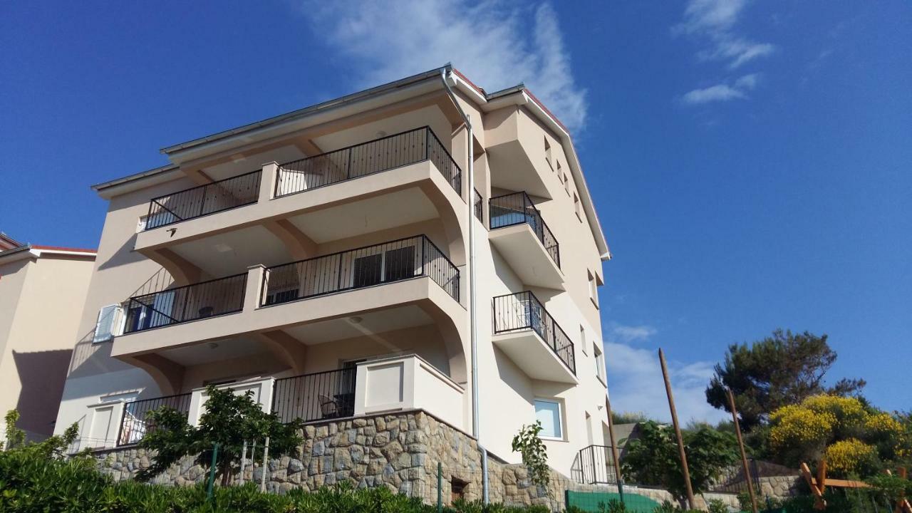 Haus Mit Meerblick Lopar Ngoại thất bức ảnh