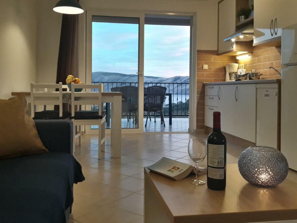 Haus Mit Meerblick Lopar Ngoại thất bức ảnh